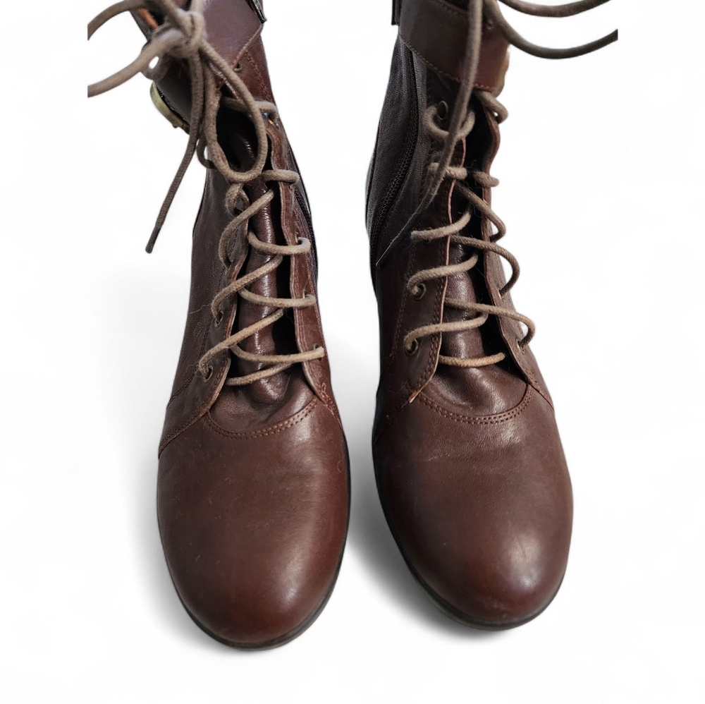 C. Banner Lace Up Ankle Boots in Brown Size 6 - Picture 2 of 12
